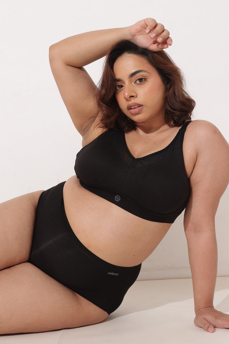 Sculpt & Lift Moulded Bra - Black