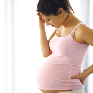 5 Important Postures to Prevent Back Pain in Pregnancy