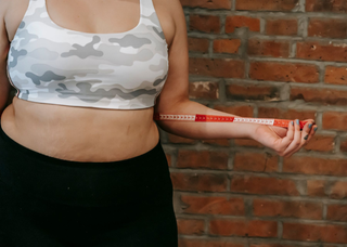Ever Wondered How Much Your Breasts Weigh? Here’s How to Find Out