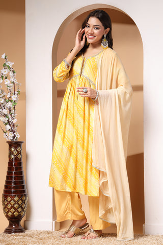 Sunshine Symphony Maternity and Zipless Feeding Kurta Set