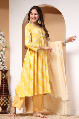 Sunshine Symphony Maternity and Feeding Friendly Kurta Set