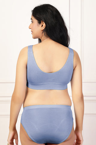 M Blue Feeding Bra: Wire-free, seamless design for skin comfort.
