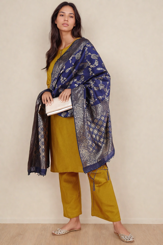 Yellow Maternity Suit Set with Printed Blue Dupatta
