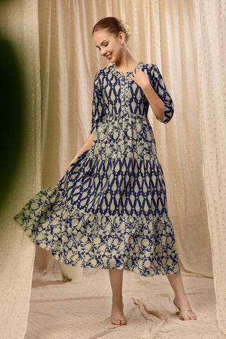 Detailed shot of the sleeves and cuff design on the Ethnic Cotton Tiered Kurti for Feeding Kurti.