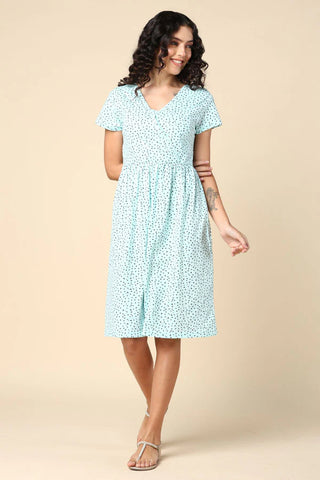 https://houseofzelena.com/collections/maternity-dresses/products/polka-dot-blue-zipless-feeding-dress