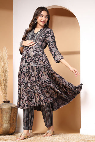 Midnight Muse Maternity Kurta Set.