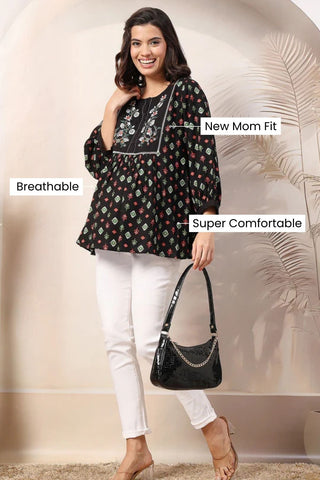 Bloom and Ease Top neckline; shape offers comfort and easy wear.