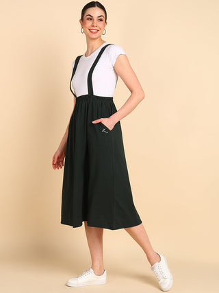 Bottle Green Cotton Skirt; functional bottom wear for all trimesters of pregnancy.