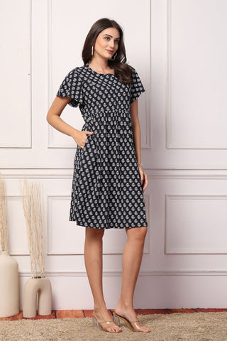 Chic Maternity Zipless Feeding Dress