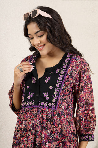 Side Profile of Stylish Nursing Dress showing Feeding Zips & Fit