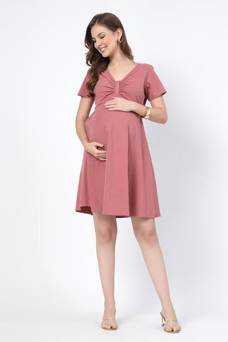 https://houseofzelena.com/collections/maternity-dresses/products/ruched-cotton-zipless-feeding-dress-deep-salmon