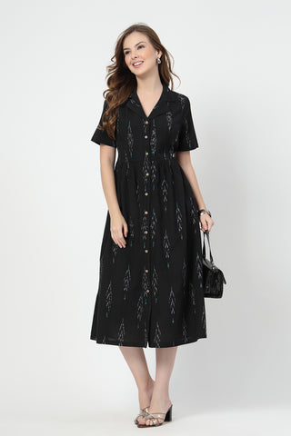 Detail of Hidden Feeding Zips & Pockets on Ikat Print Zipless Feeding Dress-Black & Grey for Breastfeeding