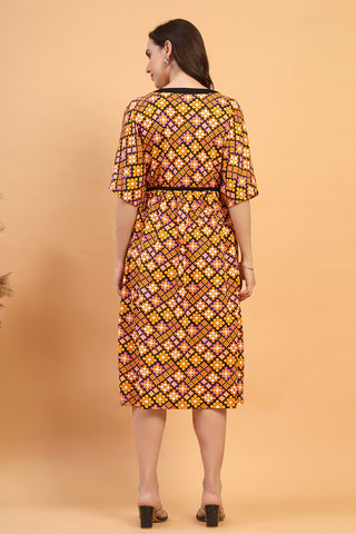 Close Up of Cotton Fabric Detail on The Graphic Print Zipless Feeding Shirt Dress That Turns Heads