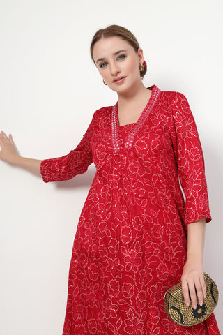 High-quality image of the Rayon texture and finish of the Embroidered Floral Foil Kurta Set.