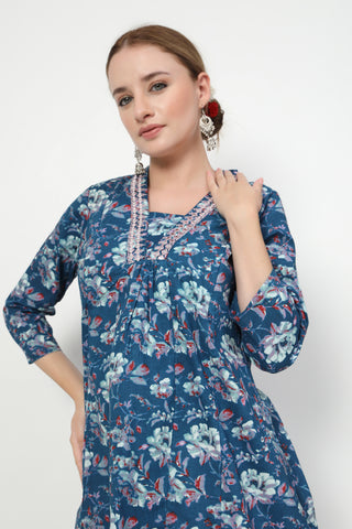 High-quality image of the Cotton texture and finish of the Embroidered Floral Cotton Kurta Set.