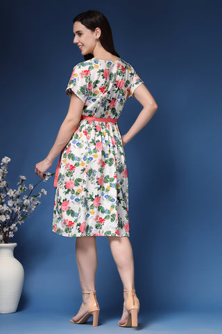 Close Up of Cotton Fabric Detail on Marisa Belted Floral Cotton Poplin Zipless Feeding Shirt Dress