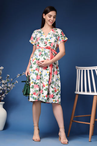 Woman wearing Marisa Belted Floral Cotton Poplin Zipless Feeding Shirt Dress in Stylish - Pre & Post Pregnancy