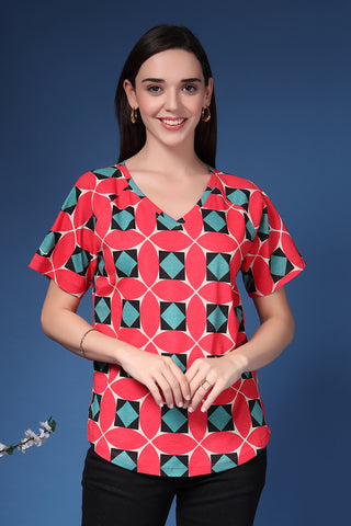 https://houseofzelena.com/collections/feeding-tops/products/red-maternity-feeding-top-side-zip