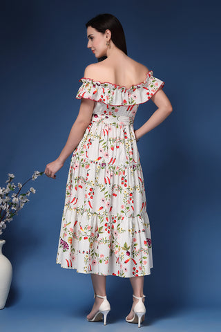 Detail of Hidden Feeding Zips & Pockets on Off-Shoulder Cotton Maternity Feeding Dress for Breastfeeding