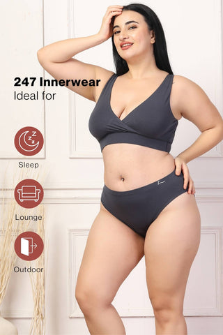 Grey Maternity Panty; non-binding fabric around the abdomen offers complete ease.