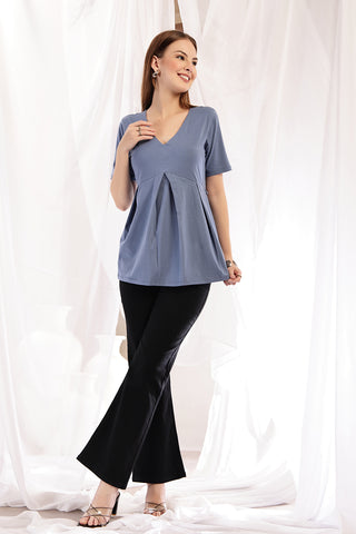Alternate detail view of Pleated Cotton Maternity Nursing Top - M-Blue in light-blue, highlighting Long Zip.
