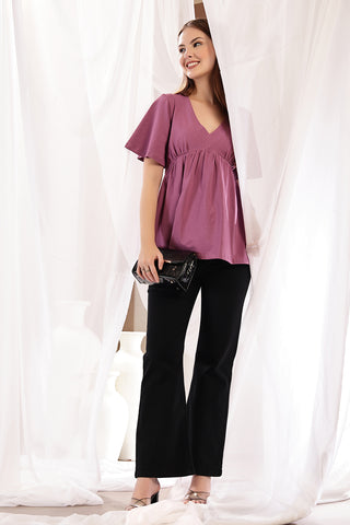 Onion Color Top; shade is suitable for daily and casual occasions.