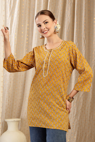 Ocher Booty Cotton Top; color offers comfort and style for daily wear.