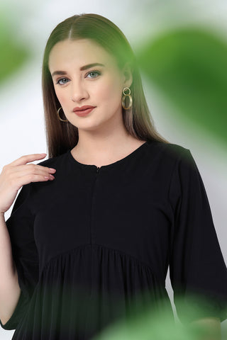 Side Profile of Black Nursing Dress showing Feeding Zips & Pockets & Fit