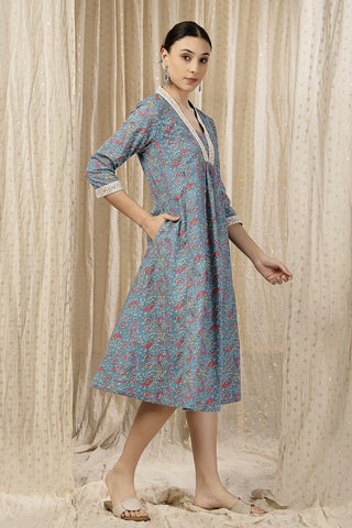 Detail of Hidden Feeding Zips & Pockets on Floral Rayon Midi Dress with Feeding Zip and Pockets for Breastfeeding