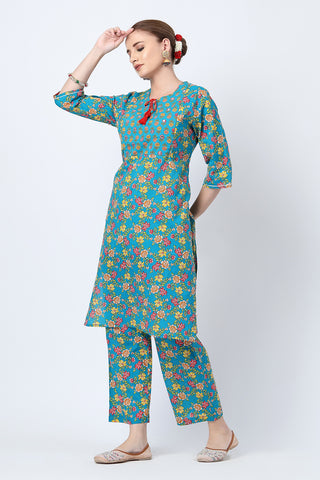 Close-up of the Floral Ed Zip pattern and soft Cotton fabric texture.