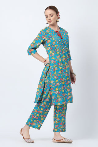 High-quality image of the Cotton texture and finish of the Floral Ed Zip Kurta Set.