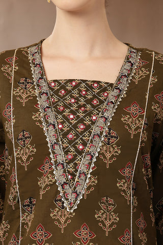 Close-up of the Olive Green 100% pattern and soft Cotton fabric texture.