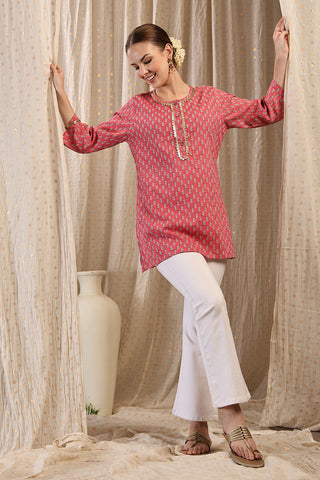 Pink Booty Cotton fabric; breathable material provides comfort in hot weather.