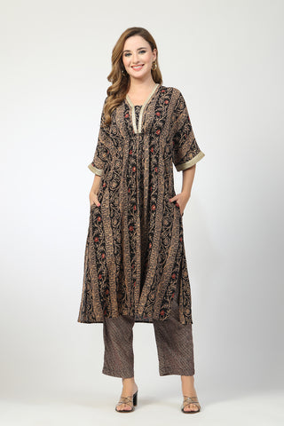 Maternity All Over Printed Zipless Feeding Kurta Set - Black