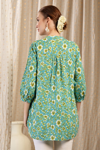 Close-up of sea-green Maternity Tops showing Zipless for easy nursing access.