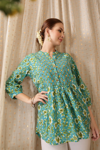 Interior view of Maternity Zipless Feeding Peplum Top - Sea Green showing Zipless.