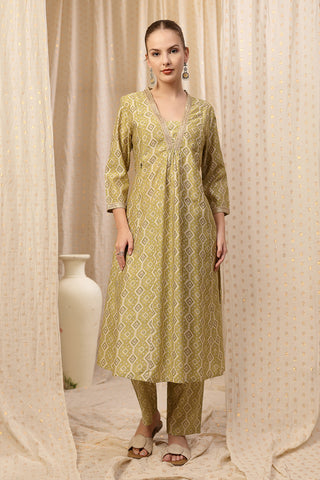 High-quality image of the Rayon texture and finish of the Embroidered Zip Kurta-Pant Kurta Set.
