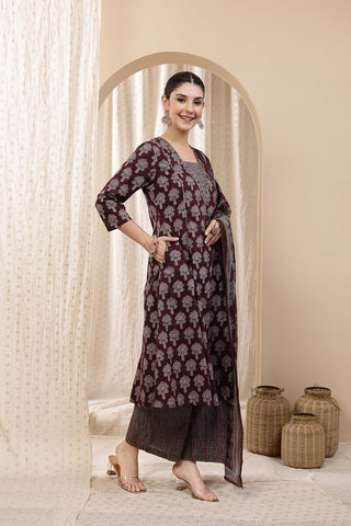 Model action shot of the Deep Purple 100% Kurta Set, demonstrating ease of movement and fit.