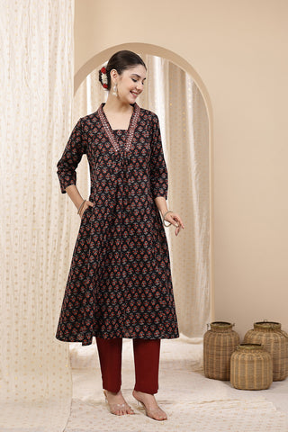 High-quality image of the Cotton texture and finish of the Embroidered Floral Cotton Kurta Set.
