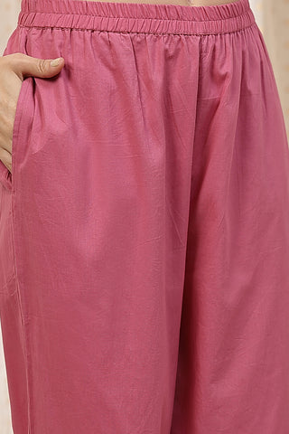 Comfort-focused image of the Embroidered Floral Cotton Cotton Kurta Set, designed for style through pregnancy and postpartum.