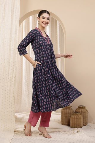 High-quality image of the Cotton texture and finish of the Embroidered Floral Cotton Kurta Set.
