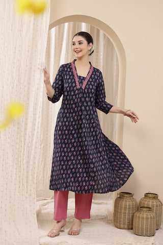 High-quality image of the Cotton texture and finish of the Embroidered Floral Cotton Kurta Set.