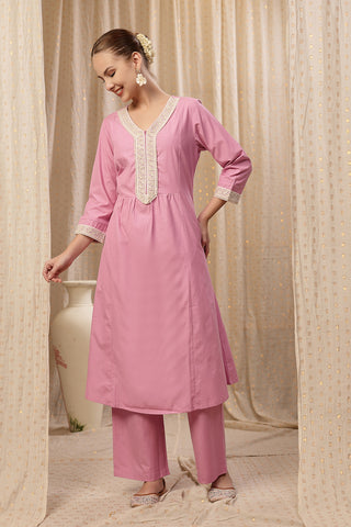 https://houseofzelena.com/collections/new-arrivals/products/maternity-cotton-kurta-pant-set-light-pink