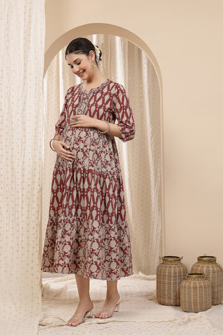 Back view of the Ethnic Cotton Tiered Kurti for Feeding Kurti, showcasing the flowing tiered style.