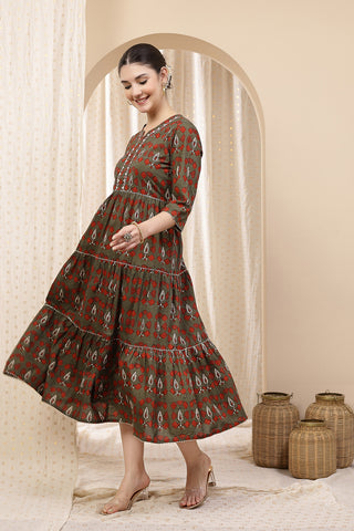 Full view of the Ethnic Cotton Tiered Kurti for Feeding Cotton Kurti on a model, highlighting its A-line fit and length.