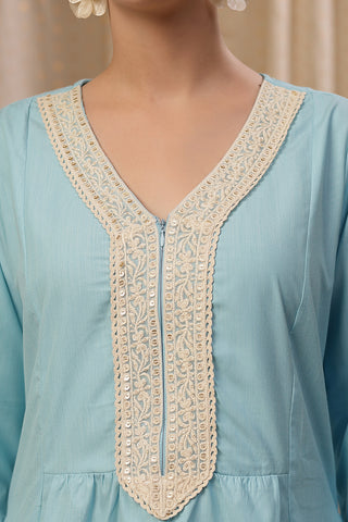 Full-length shot of model wearing the Cotton Kurta Pant Set. Emphasizes the comfortable Relaxed Maternity.