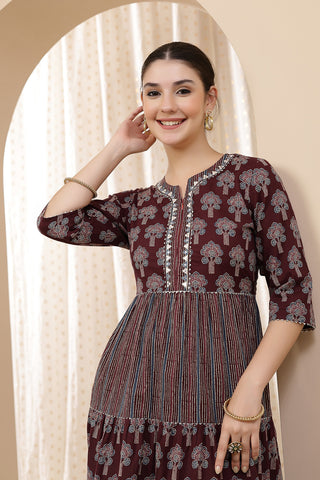 Back view of the Ethnic Cotton Tiered Kurti for Feeding Kurti, showcasing the flowing tiered style.