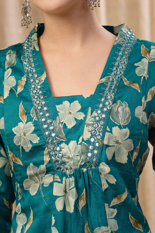 High-quality image of the Rayon texture and finish of the Embroidered Floral Foil Kurta Set.