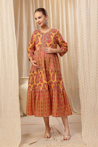 https://houseofzelena.com/collections/new-arrivals/products/ethnic-cotton-tiered-maternity-kurti-for-feeding-beige