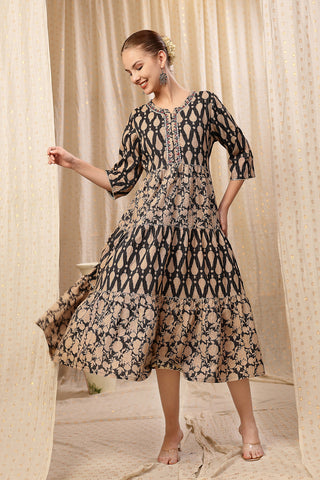 Side profile of the Ethnic Cotton Tiered Kurti for Feeding Kurti, demonstrating the comfortable A-line fit for pregna...